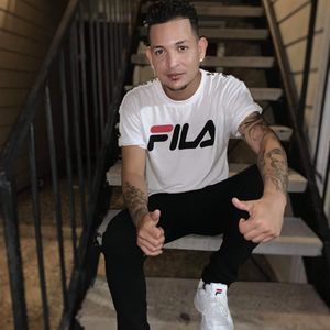 Meet your Posher, Enamorado herrera